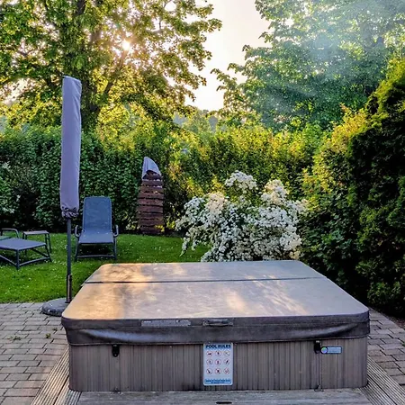 Lägenhet Fleesentraum Silbermoewe - Luxushaus - Ideal Fuer Familien - Whirlpool Sauna Kamin Garten - Hunde Willkommen! *